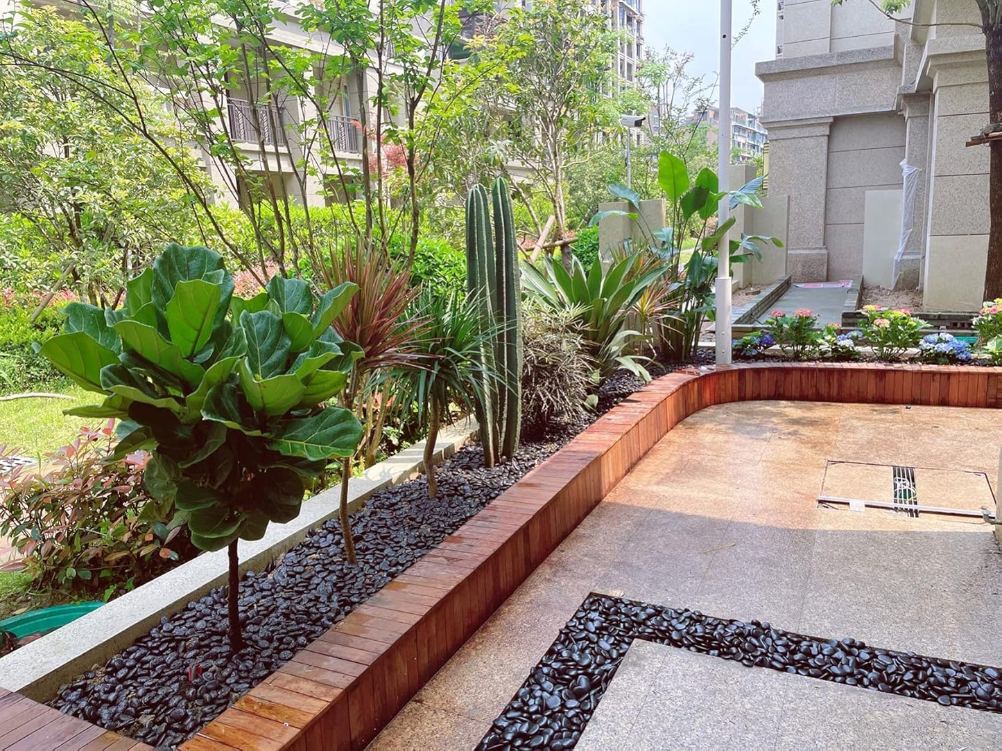 2 lbs Black Pebbles for Indoor Plants, 1-2 Inch Small Bag Black Stones. Decorative River Rocks for Plants, Landscaping, Vase Fillers and Outdoor Garden