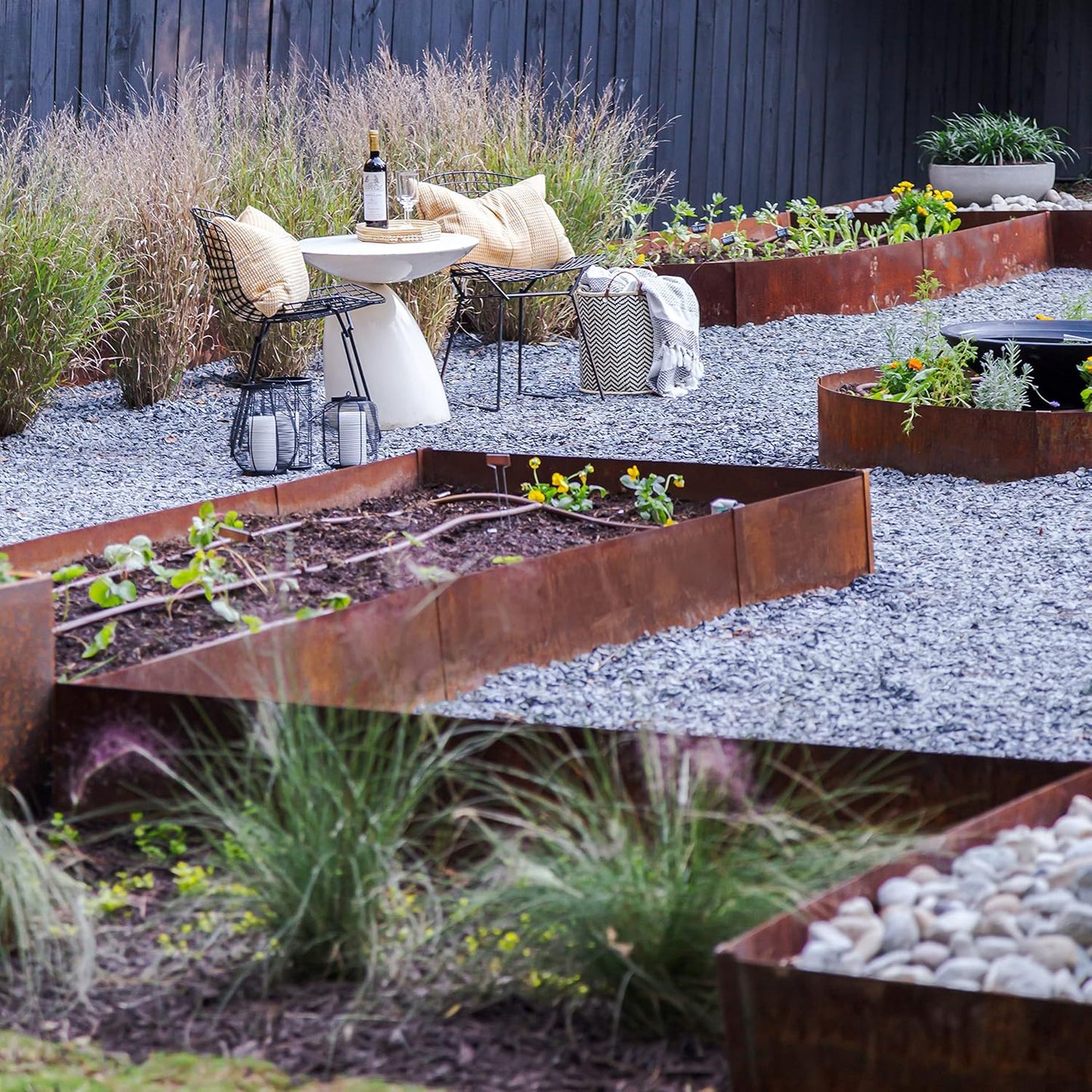 Hammer-in Landscape Edging - 48-inch Strips - 8-inch Depth 1/4-inch Rounded top COR-Ten Steel (5 Pack)