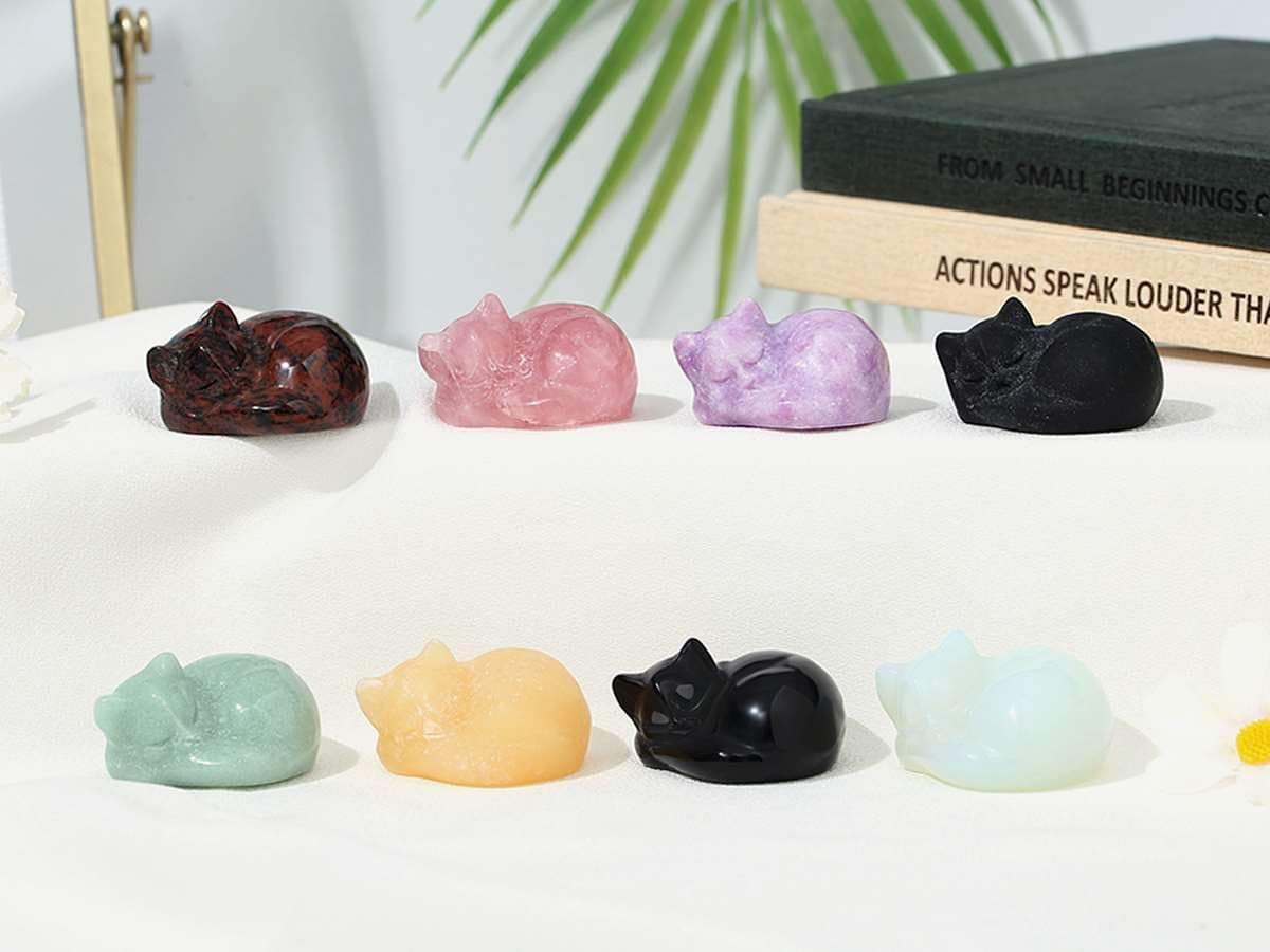 LAIDANLA Sleeping Cat Statue Matt Black Obsidian Healing Gemstone Hand Carved Cute Kitten Statue Figurine 1.6" Decor Polished Stone Reiki Bedroom Office Desk Home Decoration Gifts