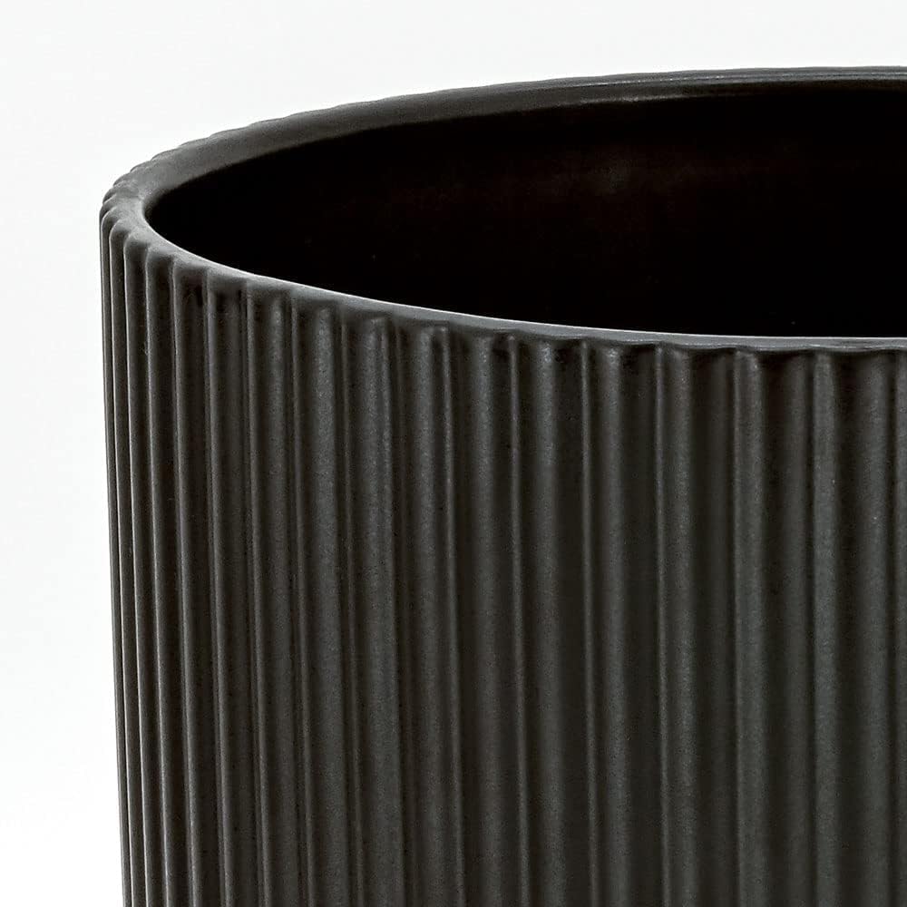 Amazon Basics Fluted Ceramic Round Planter, 10-inch, Black