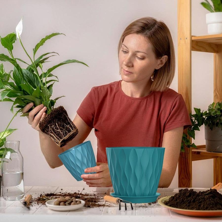 7 Inch Plant Pots 5 Pack, Flower Planters with Drainage Holes and Trays,Plastic Pots for Indoor Outdoor Plants,Green