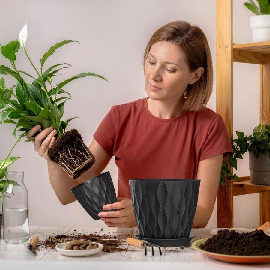 7 Inch Plant Pots 5 Pack, Flower Planters with Drainage Holes and Trays,Plastic Pots for Indoor Outdoor Plants,Black