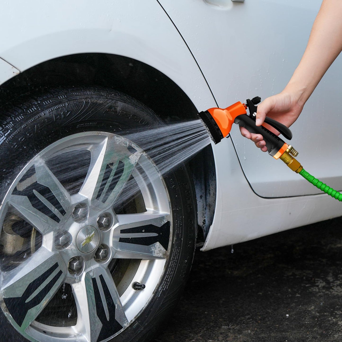 Garden Hose Nozzle Sprayer 10 Watering Patterns Spray Nozzles Heavy Duty Hose Head Lightweight Hose Attachment Orange