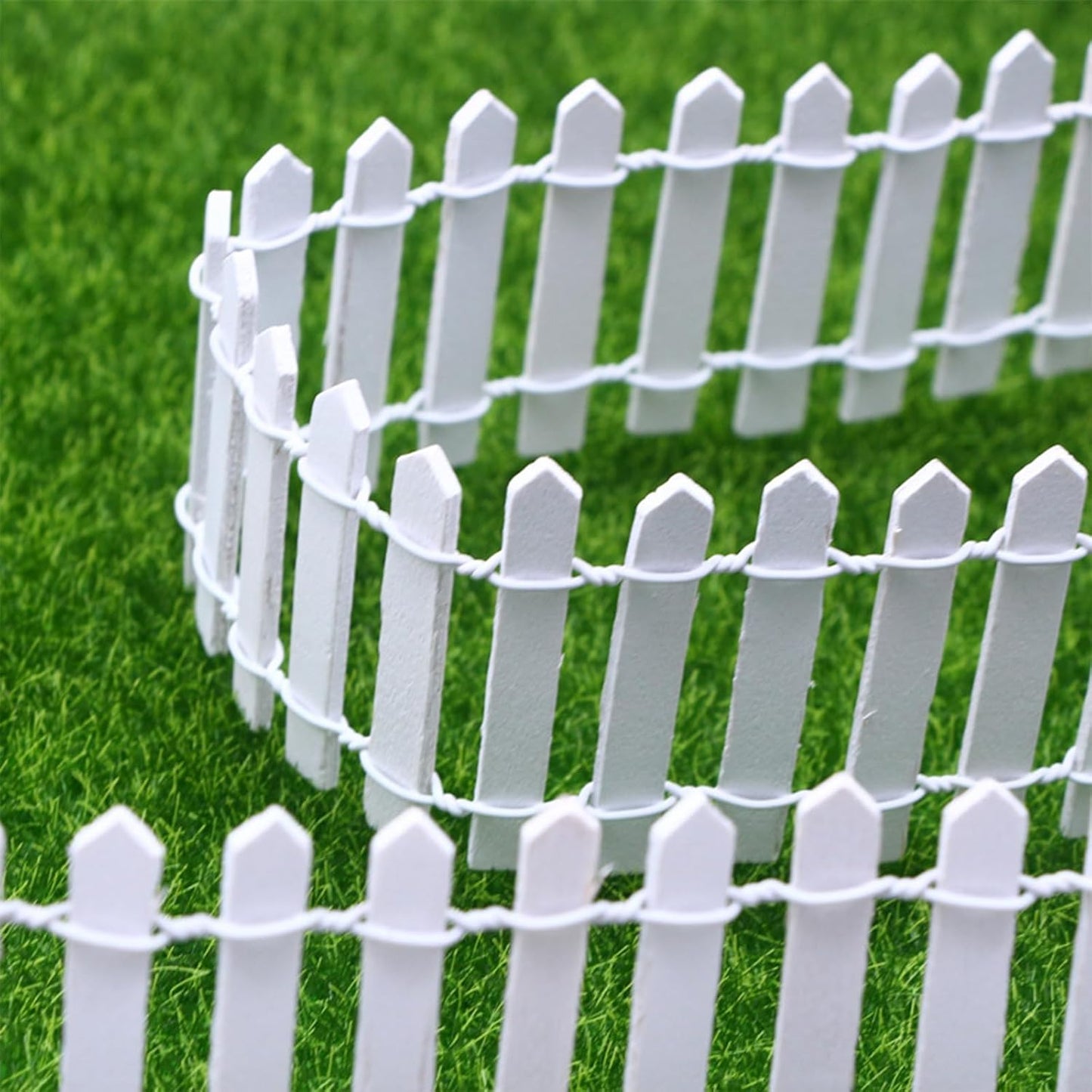 35 Inches Mini Fairy Garden Fence DIY Small Wood Decorative Picket Fence Micro Landscape Miniature Ornaments for Dollhouse, Crafts, Diorama Project, Plant Pot (White(2 PCS))