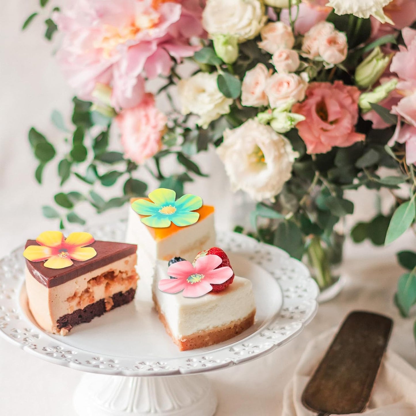 70 Pcs Edible Cupcake Toppers, Wafer Paper Edible Flowers Cake Decorations, Wildflower Cupcake Picks for Wedding Birthday Party Cake Food Decorations Supplies