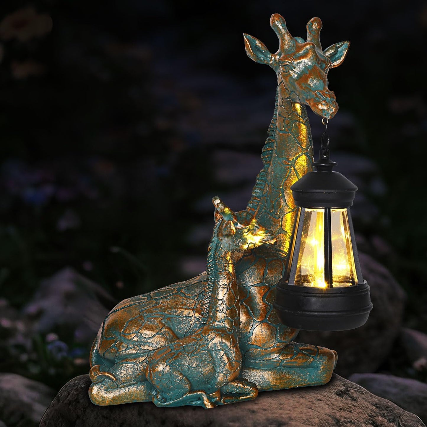 Solar Garden Decor - Mother Baby Giraffe Statue with Solar Lantern 9.7" Resin Giraffe Figurine Outdoor Patio Yard Porch Decor Gifts for Mom Grandma Women Gardeners