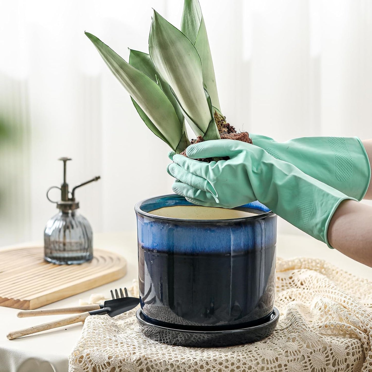 8 Inch Plant Pot: Ceramic Planter with Drainage Hole & Saucer - Gradient Blue Flowerpot for Indoor & Outdoor Plants with Separate Tray