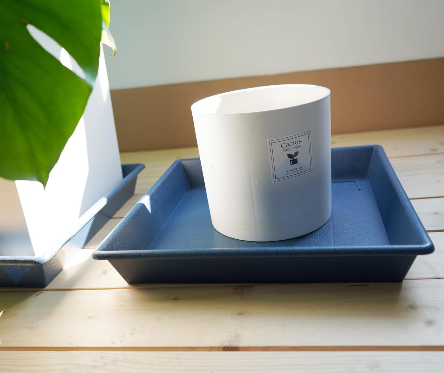 Square Plant Saucer 18 Inch 2 Pack, Large Plant Trays for Pots Heavy Duty Plastic Plant Saucers for Indoors Outdoors, Flower Pot Plant Drip Trays No Holes Plant Lover Gardening Gifts