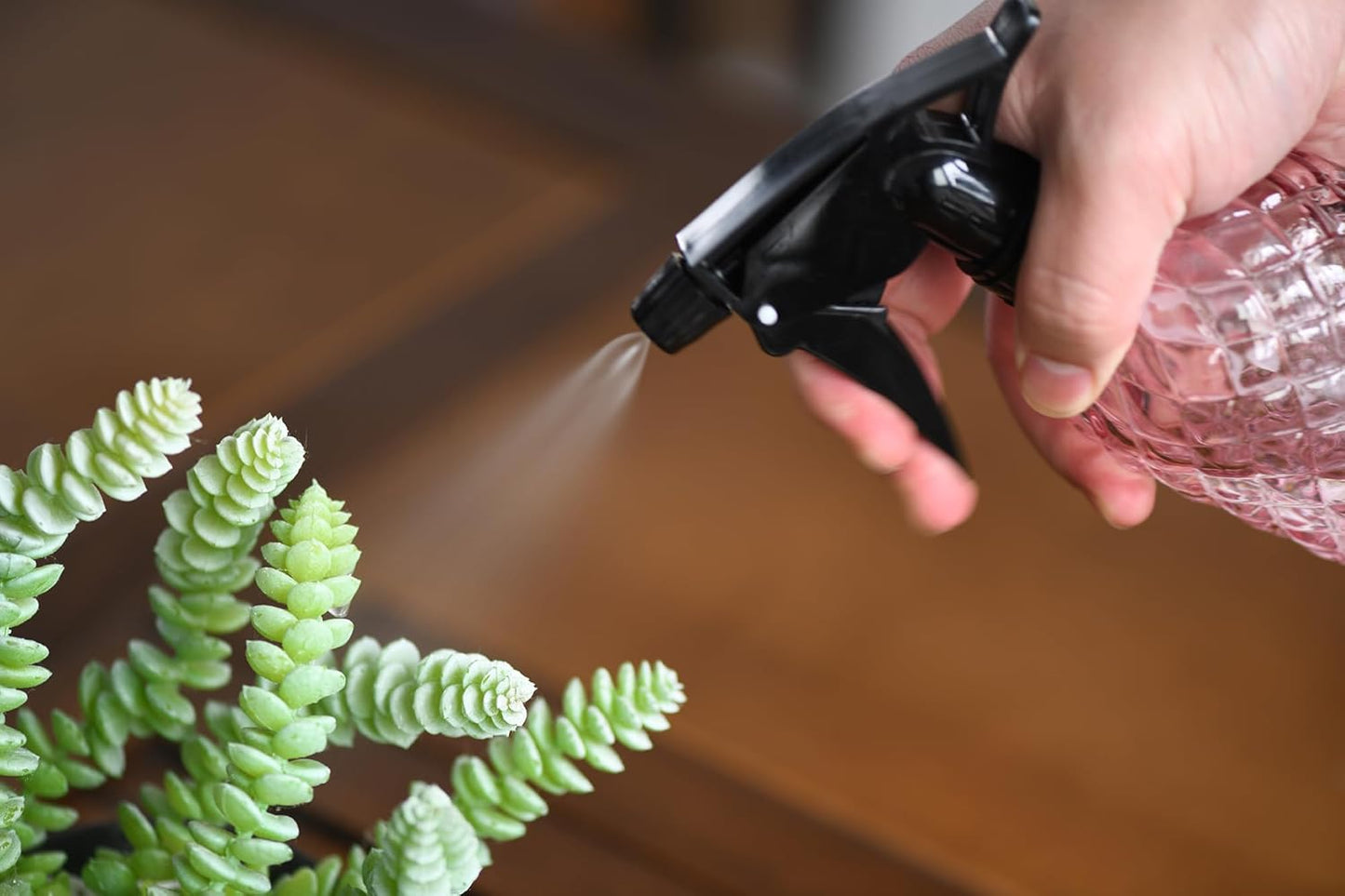 Glass Handheld Spray Bottle - 12oz Refillable Bottle ，Adjustable Nozzle Watering Can for Garden Plants Cleaning Solutions (Pink)