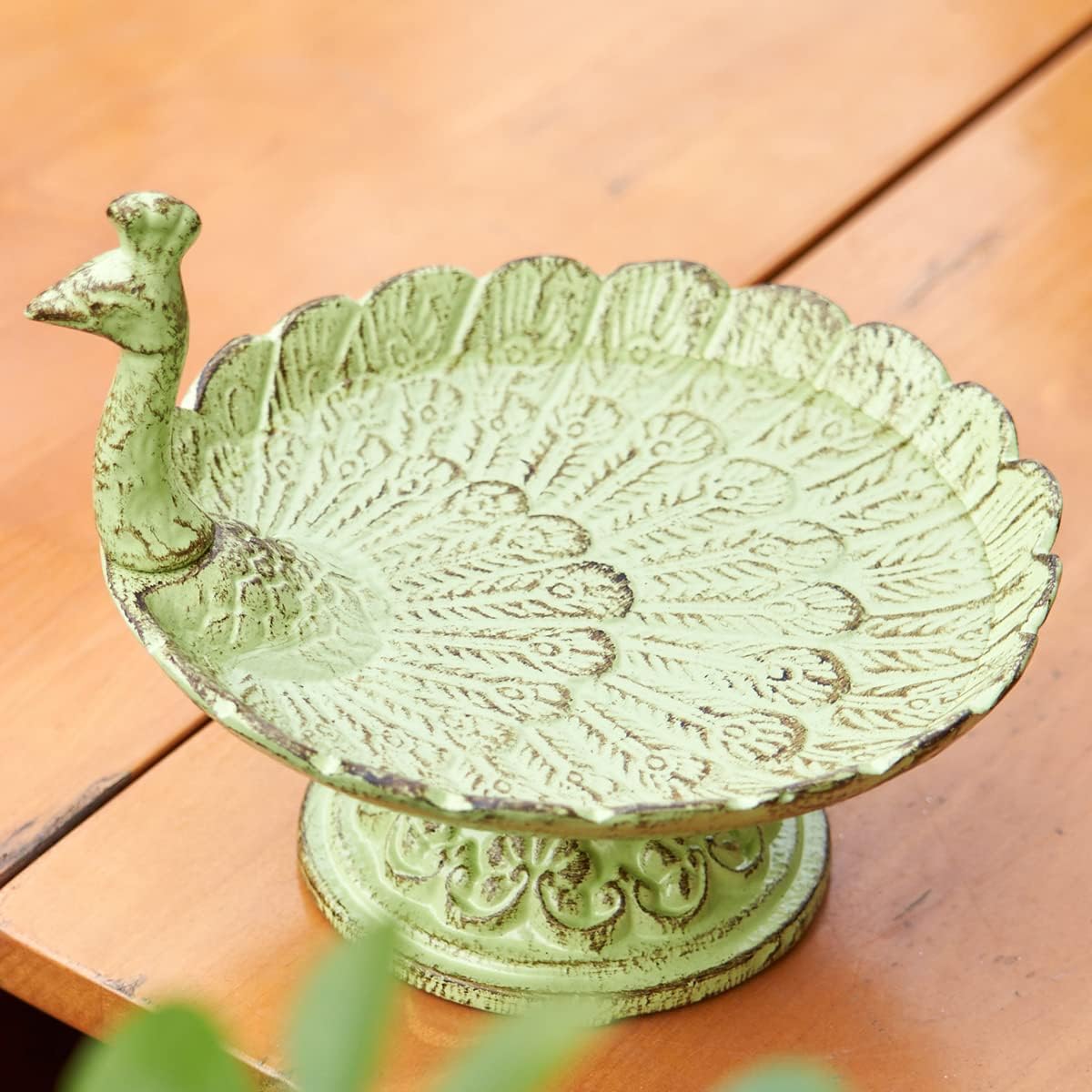 Cast Iron Bird Baths for Outdoors,Cast Iron Bird Feeder, Metal Bird Bath,Vintage Peacock Shape,Home Garden Lawn Yard Table Decorations（Light Green）