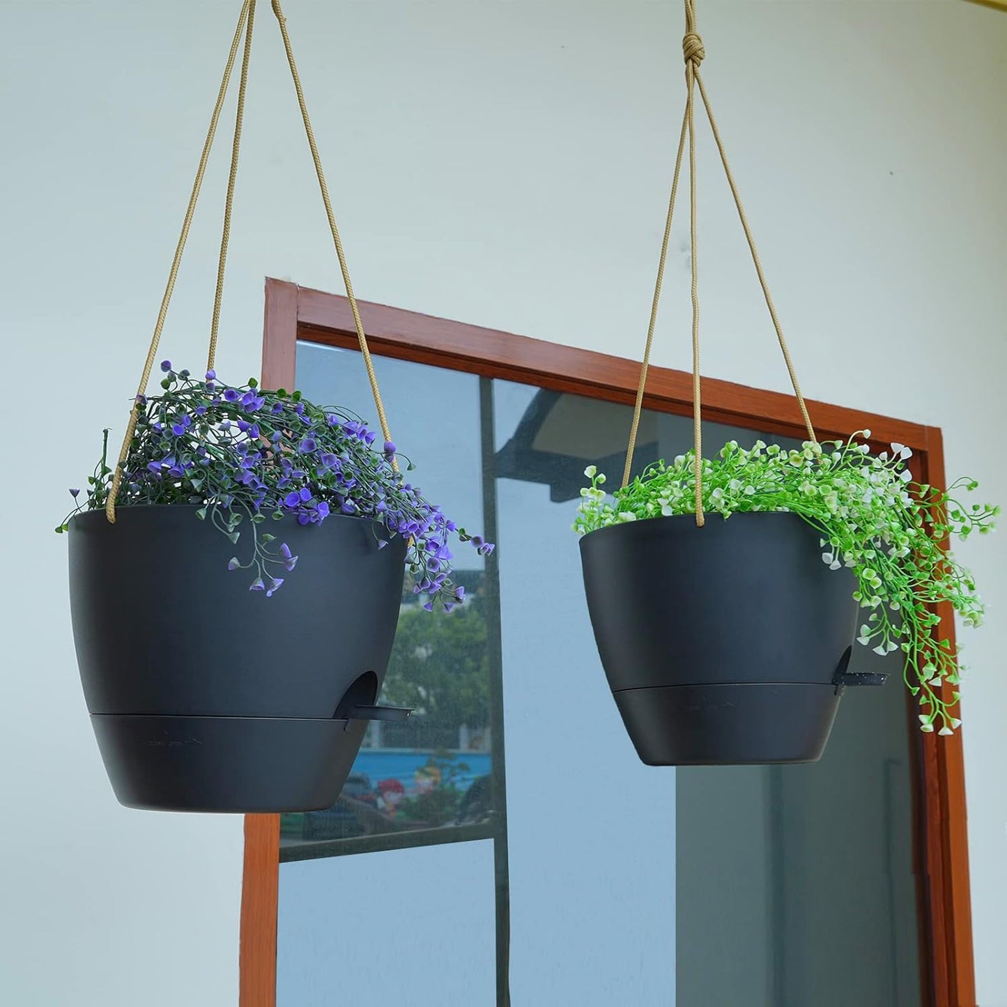 10 Inch Self Watering Hanging Pots, 2 Pack Hanging Planters with 40oZ Deep Reservior for Indoor Outdoor Plants Flowers, Black