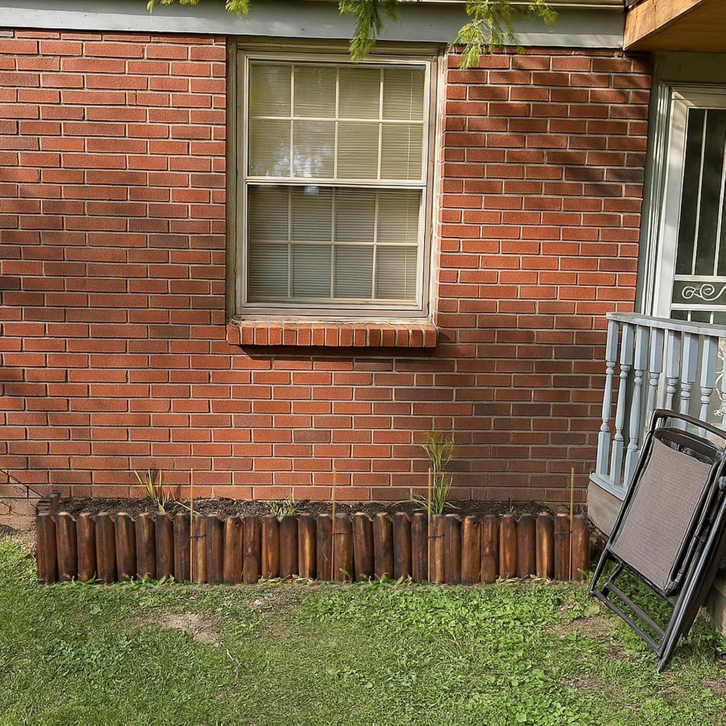 Wood Garden Edging – Half-Round Decorative Wooden Fence Border for Indoor & Outdoor Use, Rustic Natural Pine Panels for Flower Beds, Pathways, and Landscaping Décor