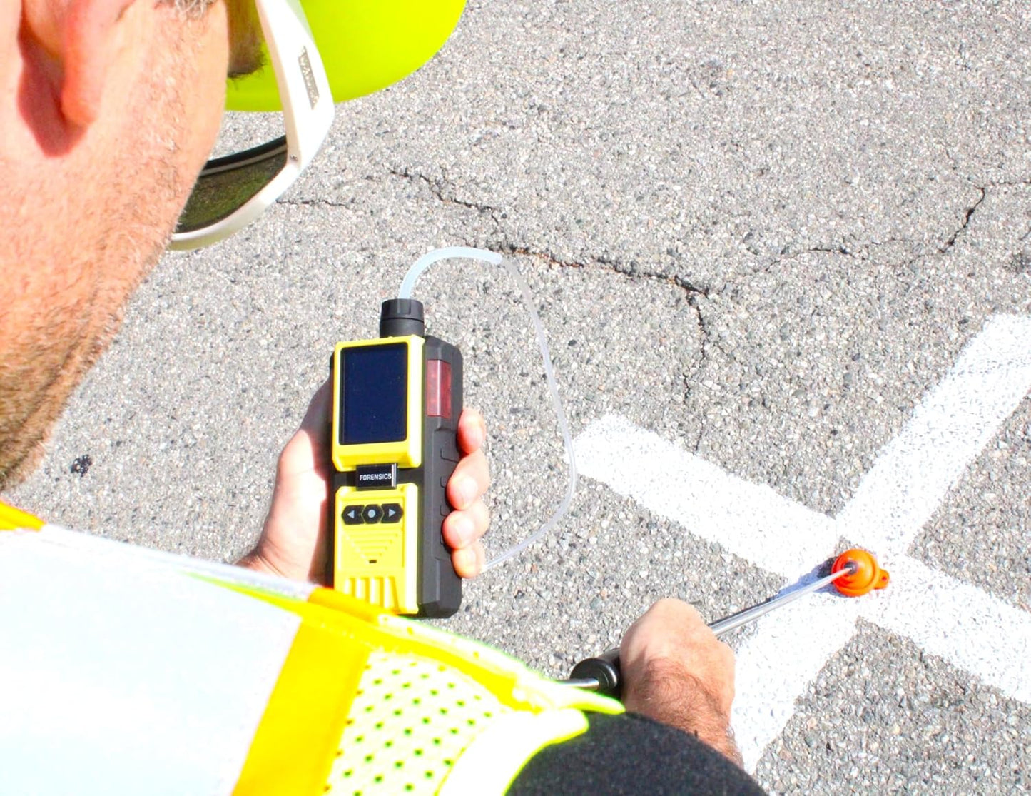 Hydrogen Gas Analyzer by Forensics | USA NIST Calibration |Range: 0-1000ppm | Resolution: 1ppm | Built-in Pump & 4ft Probe |