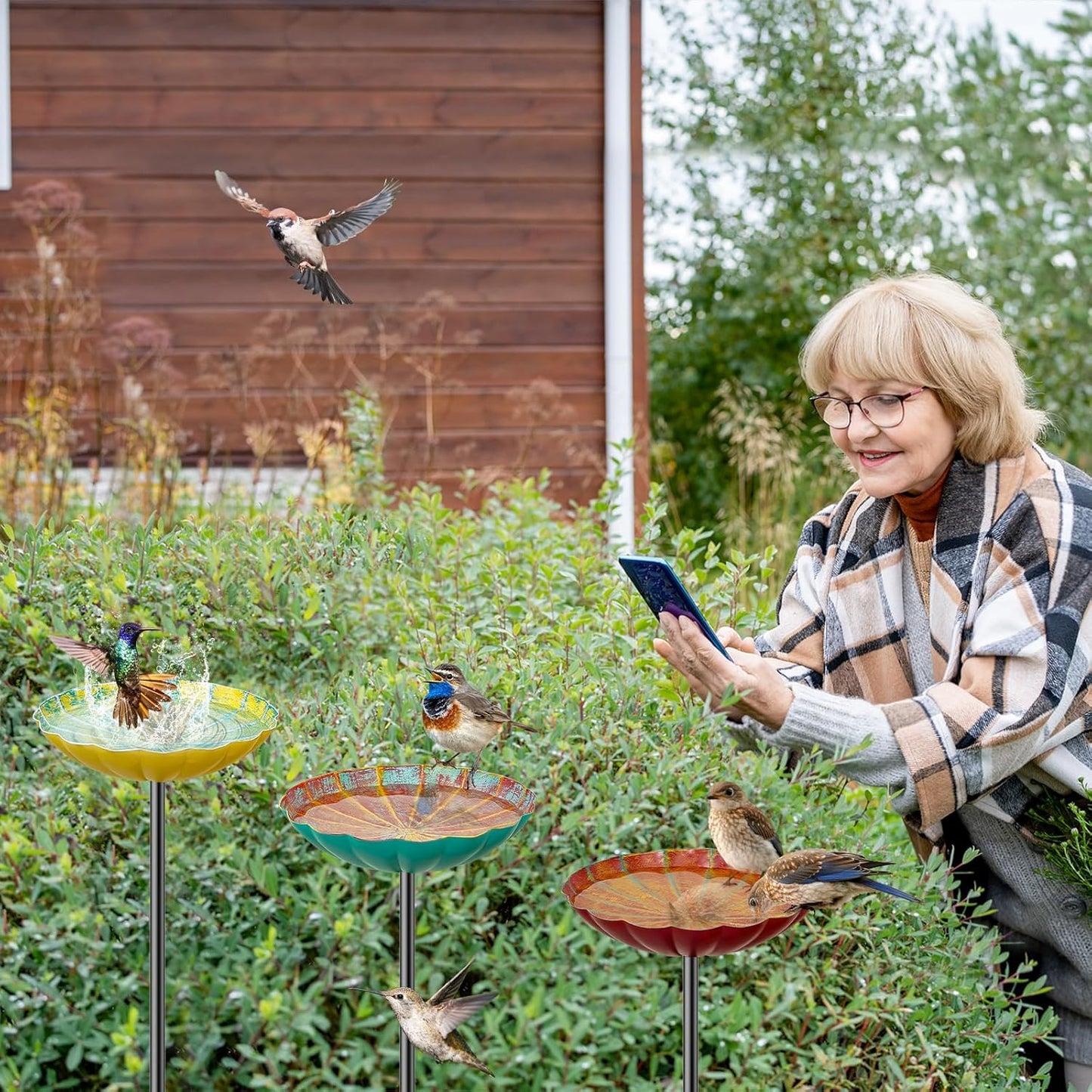 Metal Flower Bird Bath for Outside, Small Hummingbird Bath Bowl Detachable Birdfeeder Bowl Garden Decor for Outdoor Yard Lawn (4PCS-Flowers)