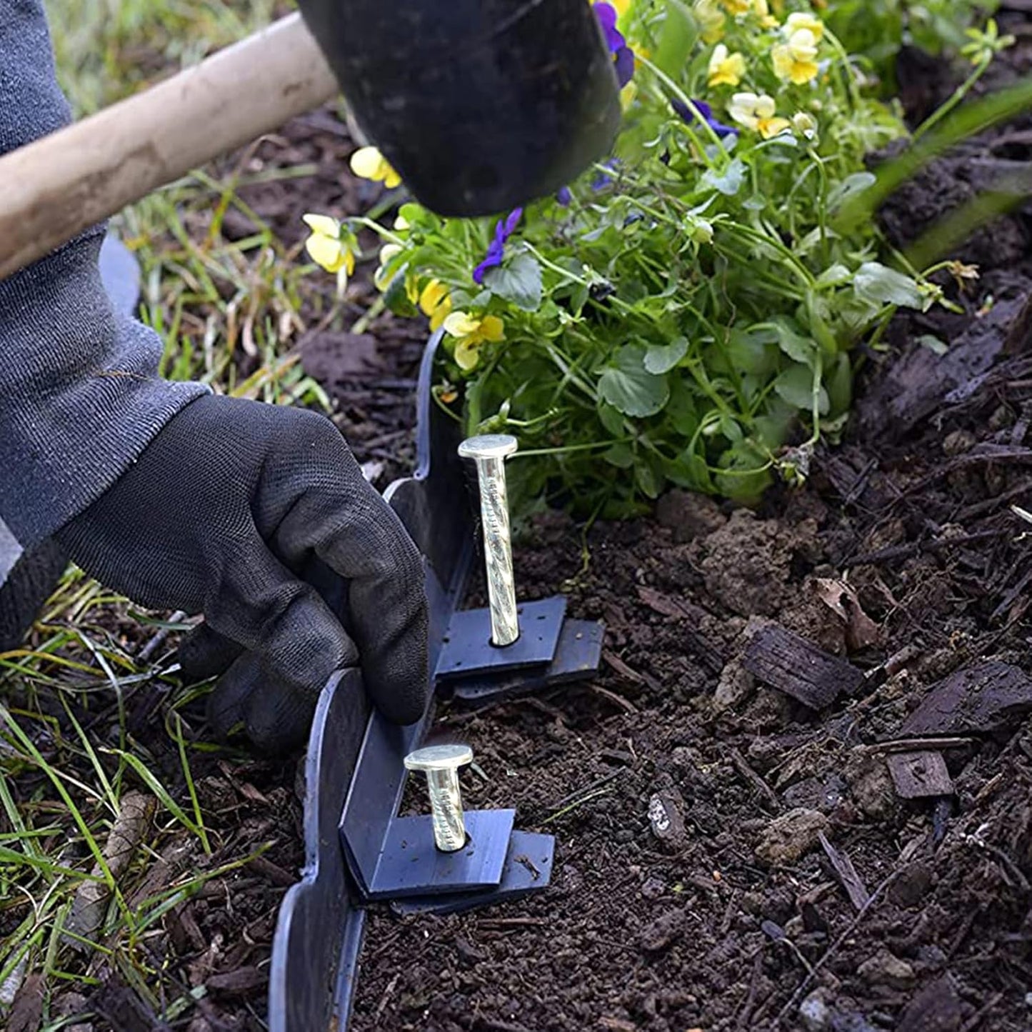 14 Inch Heavy Duty Spiral Landscape Spikes Solid Galvanized Metal Garden Stakes for Speed Bump, Wheel Stop, Paver Edging, Floor Covering, Weed Barriers, Tent, Garden Plants (15)