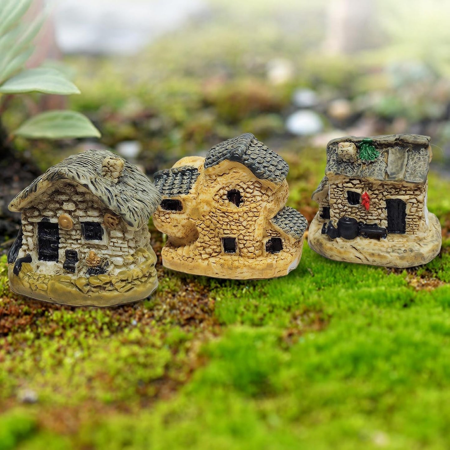 8PCS Miniature House Figurines Mini Resin House Micro Landscape Decoration Tiny Village Hut Cottage Fairy Garden Accessories Succulent Planting Flower Pot Terrarium Decor