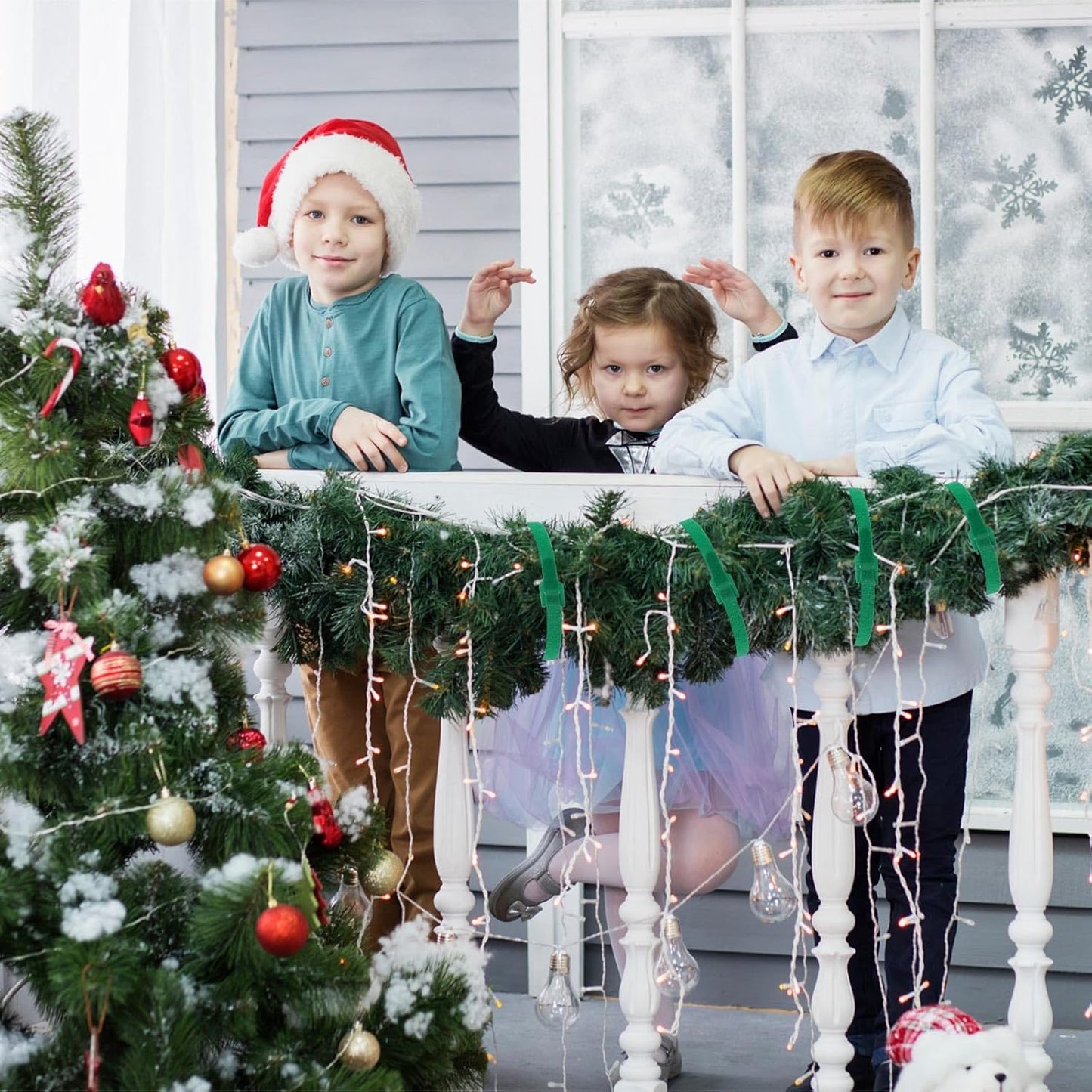 100 Pcs Christmas Garland Ties 7.87Inch Adjustable Holiday Garland Twist Ties for Holiday Halloween Tree Wreath Party Yard Wall Doorway Reusable Nylon Garden Cable Straps Decoration(Green)