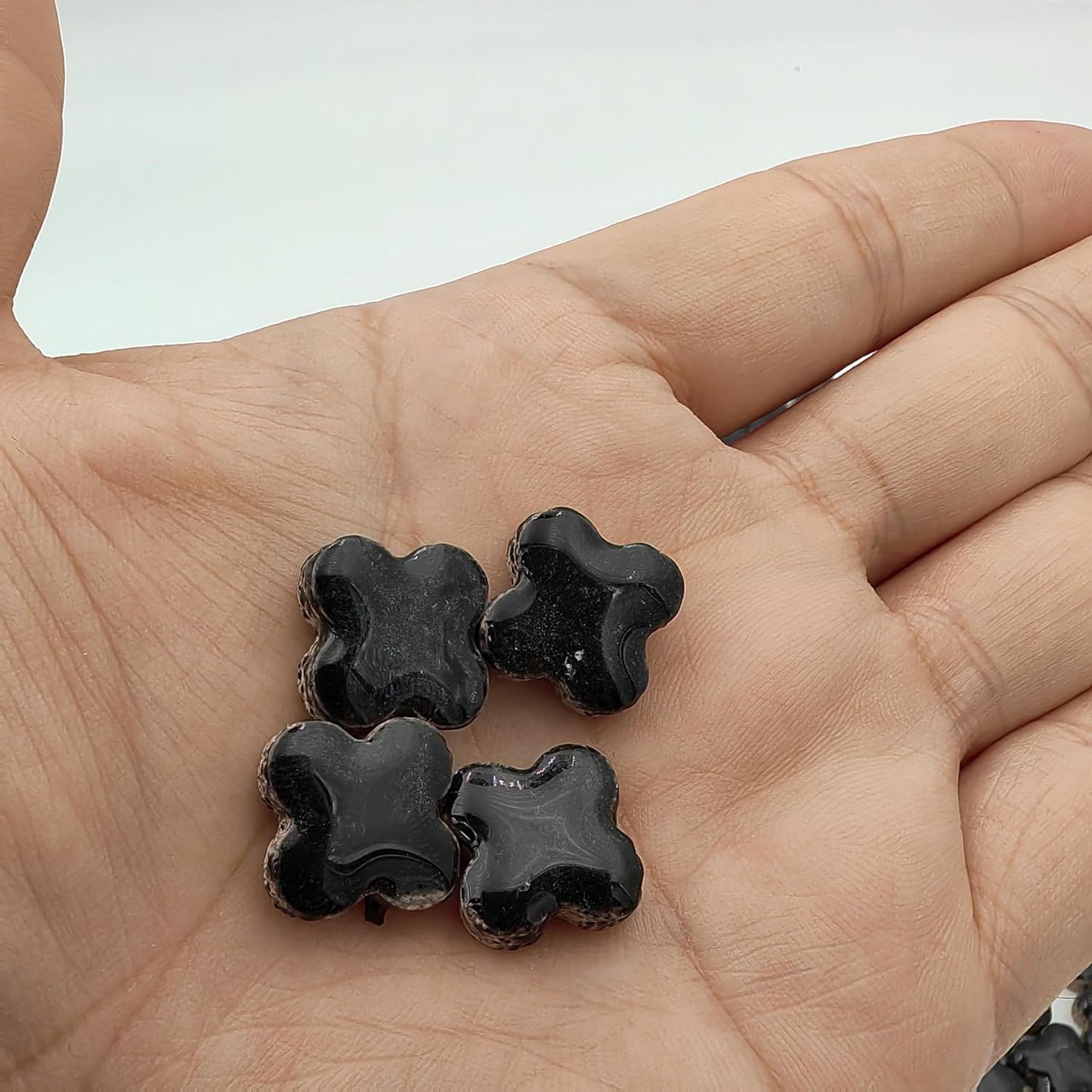 500g/1.1lb Random Color Irregular Ceramics Mosaic Tiles,DIY Making Creative Ceramic Mosaic Tiles for DIY Craft Plates Flowerpots Vases Cups Mosaic Making Supplies (Black Lucky Clover)