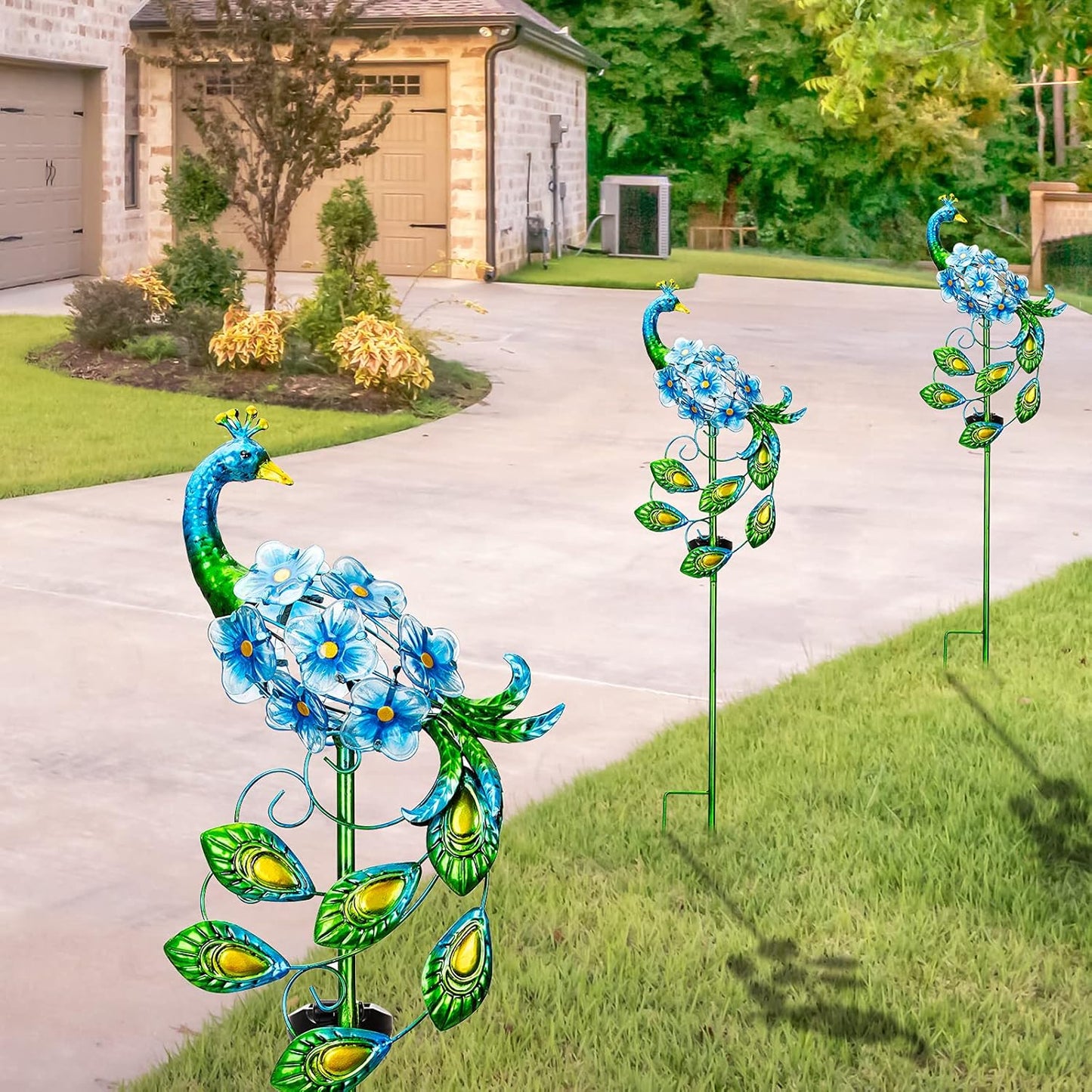Bshine Peacock Solar Lights Outdoor Garden, Lawn Decor Outdoor Waterproof Metal Stakes Garden Ornament Lights, Pathway Yard Terrace Decor Peacock Gifts for Mom Women